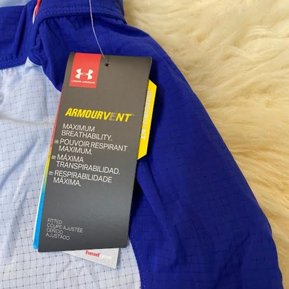 NWT $70 UNDER ARMOUR Women UA Atmos ArmourVen Running Shorts w lots of pockets - Picture 10 of 15